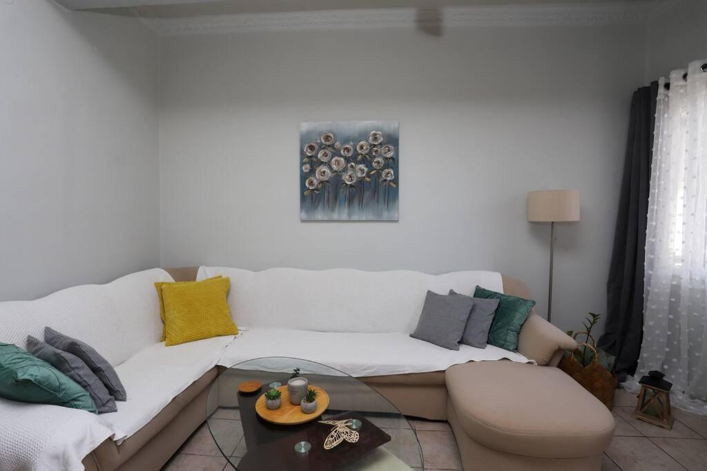 “Katerina'S Guest House” Kato Garouna ภายนอก รูปภาพ